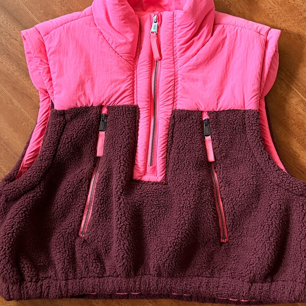 Free People Pink Fleece Journey Ahead Vest - Size S - Picture 10 of 10
